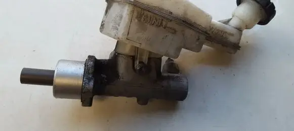Nissan Note (E11) Master brake cylinder 46090ax600