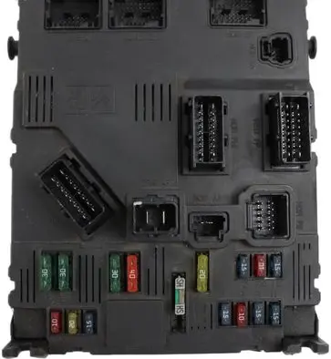 Citroen C3 Fuse module 9652474480