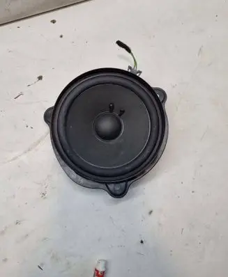 Mercedes-Benz CLS C219 Rear door speaker A2198200402