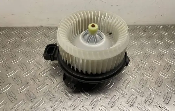Ford Fusion II Heater fan/blower AY2727006220