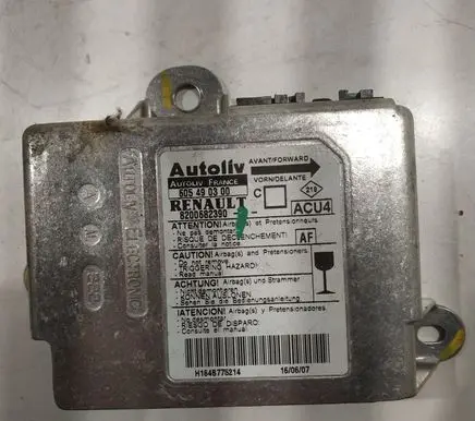 Renault Megane II Airbag control unit/module 605490300 8200682390