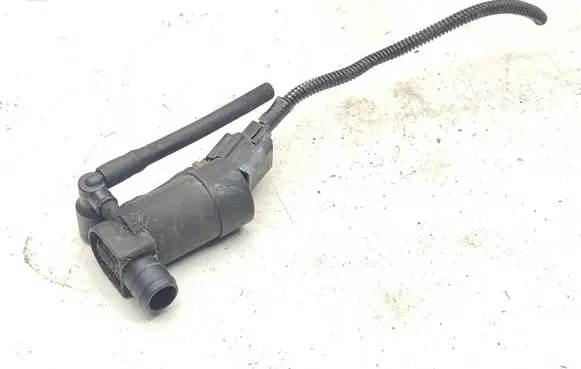 Volvo XC90 Windscreen/windshield washer pump 1S7117K624FE T655C