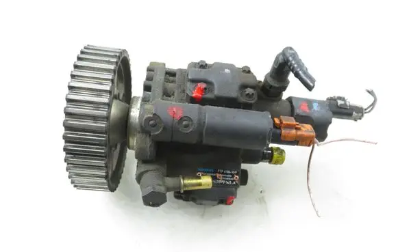 Peugeot 307 Fuel injection high pressure pump 96368148480 5WS40018 A2C20000502