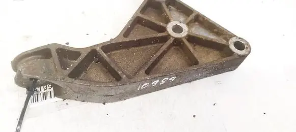 Opel Astra G Engine mounting bracket 90575233