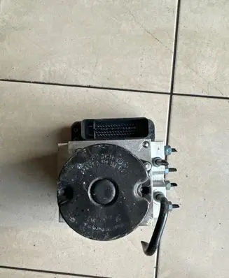 BMW 7 F01 F02 F03 F04 ABS Pump 6792478 6792480