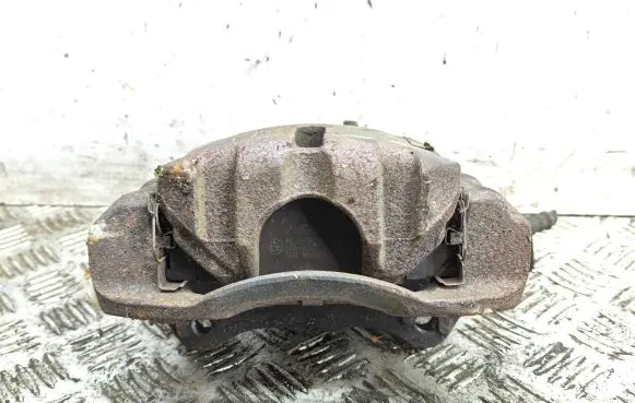 Opel Insignia B Front brake caliper