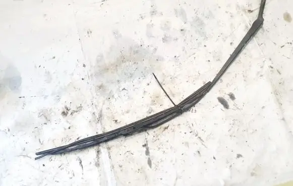 Ford Focus Front wiper blade arm