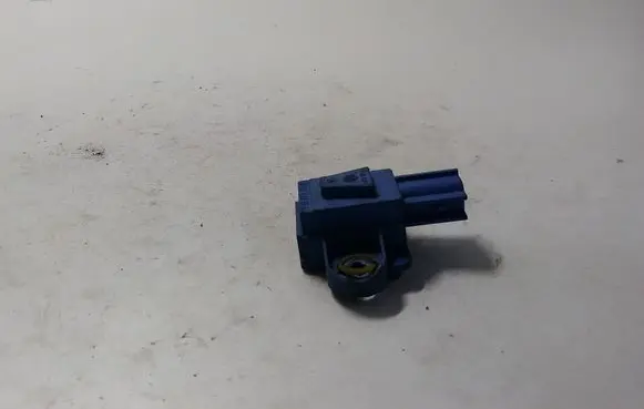 Volkswagen Golf V Airbag deployment crash/impact sensor 1K0955557A