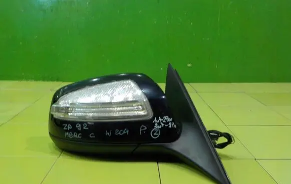 Mercedes-Benz C AMG W204 Front door electric wing mirror PRAWE ZP92