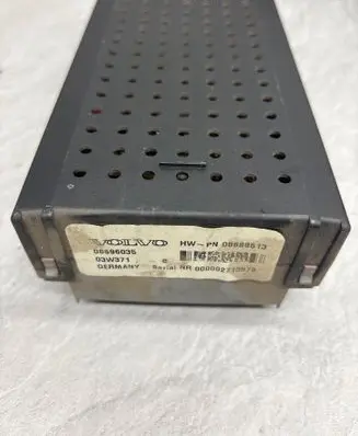 Volvo XC90 Fuse module 08696035 08688513 03W371