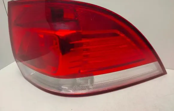 Volkswagen Golf V Rear/tail lights 2005R