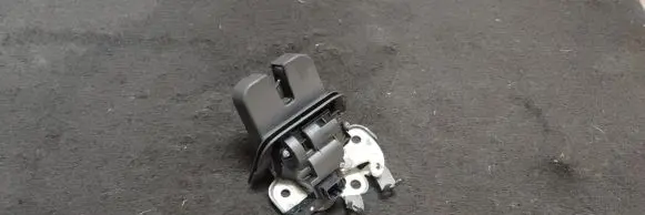 Audi Q7 4L Tailgate/trunk/boot lock/catch/latch 4F9827505