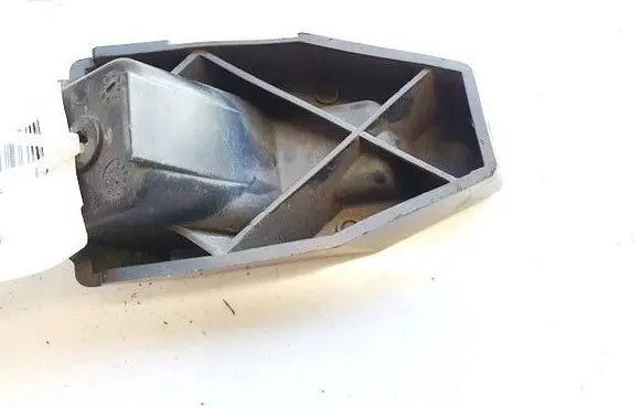 Ford Focus Rear bumper mounting bracket BM51A17B918A