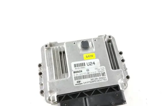 Hyundai i40 Engine control unit/module 391202A221 391252A221 0281019573