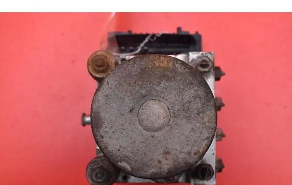 Toyota Avensis Verso ABS Pump