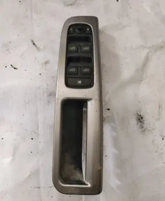 Volvo V50 Electric window control switch 8663817