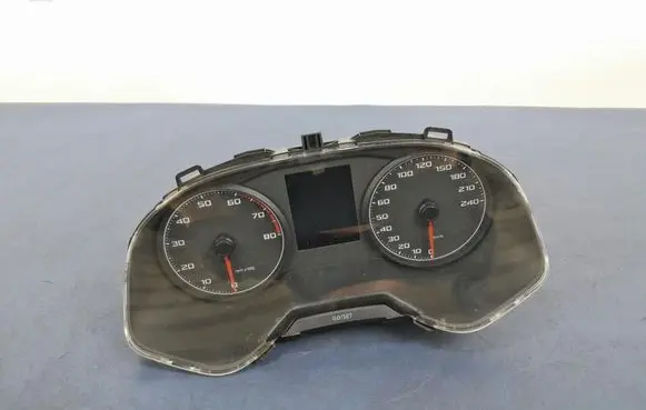 Seat Ibiza V (KJ) Speedometer (instrument cluster) 6F0920730