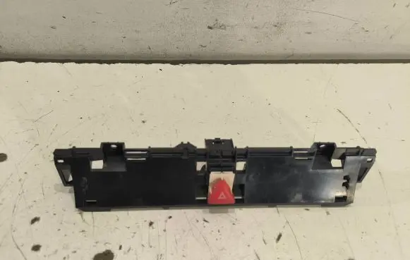Volkswagen PASSAT B6 Hazard light switch 3c0953509