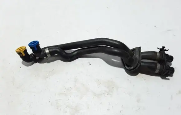 Volvo XC60 Engine coolant pipe/hose 31338213