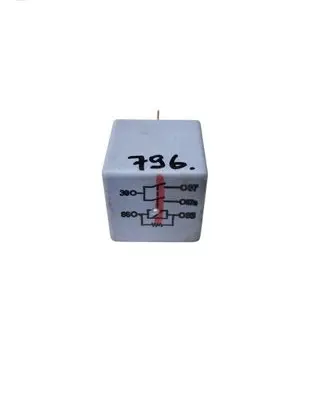 Toyota Avensis T250 Other relay 9008087030