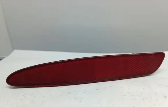 Chevrolet Lacetti Rear tail light reflector 251202 251202L