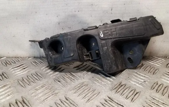 Opel Mokka Front bumper mounting bracket 95245367