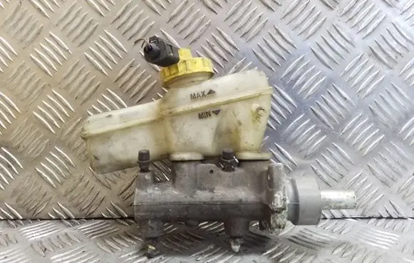 Volkswagen Golf IV Master brake cylinder 1J1611349