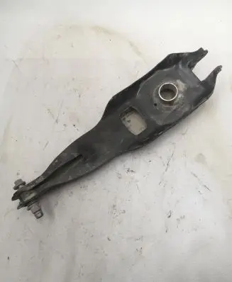 Jeep Cherokee Rear control arm