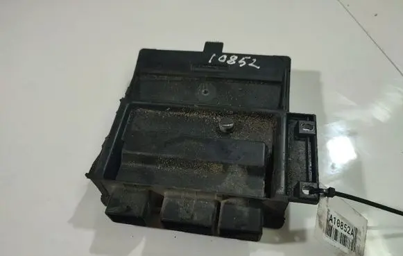 Nissan Note (E11) Engine control unit/module 8200399038
