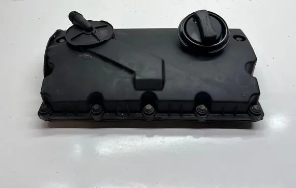 Volkswagen Touran I Rocker cam cover 038103469 020305149