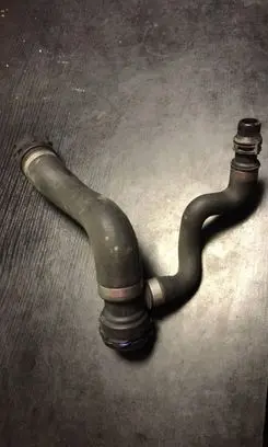 BMW 5 E60 E61 Engine coolant pipe/hose 7521777