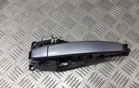 Opel Zafira B Rear door exterior handle BRAK