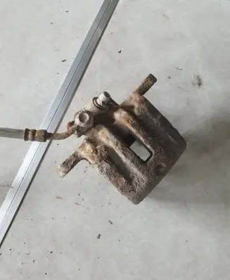 Chevrolet Captiva Rear brake caliper
