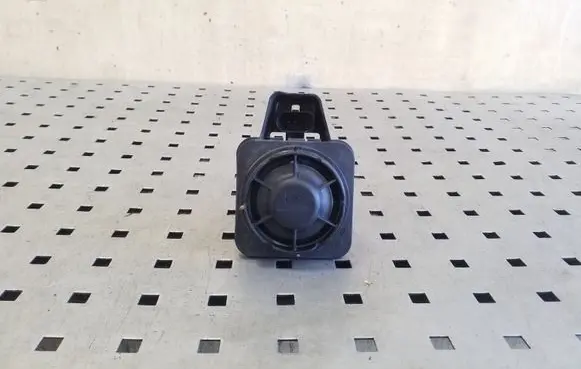 Volkswagen PASSAT B8 Alarm system siren 5Q0951605A