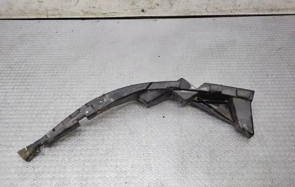Volkswagen PASSAT B5 Front bumper mounting bracket 3B0807049C