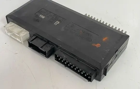 BMW 7 E38 Comfort/convenience module 61358372141 8372141