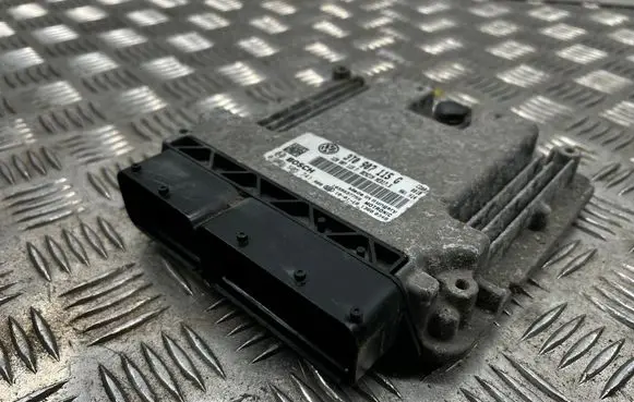 Skoda Superb B6 (3T) Engine control unit/module 3T0907115G 0261S05741 1039S37759