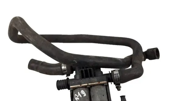 BMW 5 E60 E61 Coolant heater control valve 6906652