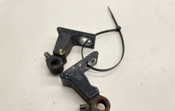 Audi A5 8T 8F Rear door lower hinge 8K0831401A