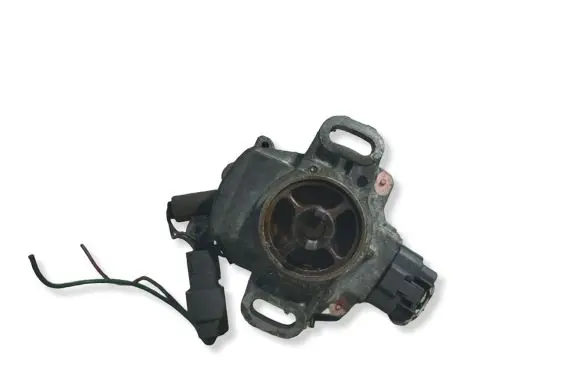 Nissan Primera Spark distributor 221001N001 D4T9302