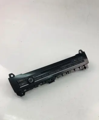 BMW 5 F10 F11 Climate control unit 9241238