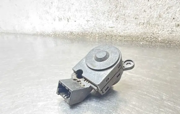 Opel Insignia A Ignition lock contact 25799293