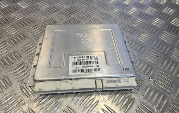 Mercedes-Benz S W220 Other control units/modules 2205450732