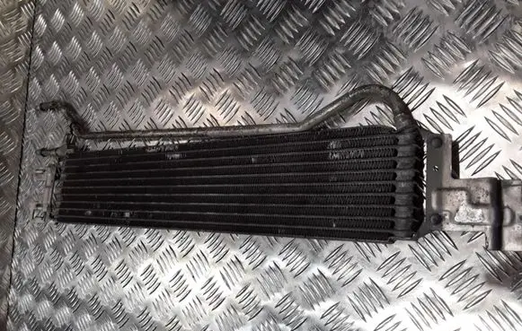 Engine oil radiator