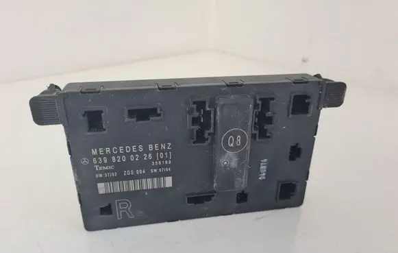 Mercedes-Benz Vito Viano W639 Door control unit/module 6398200226