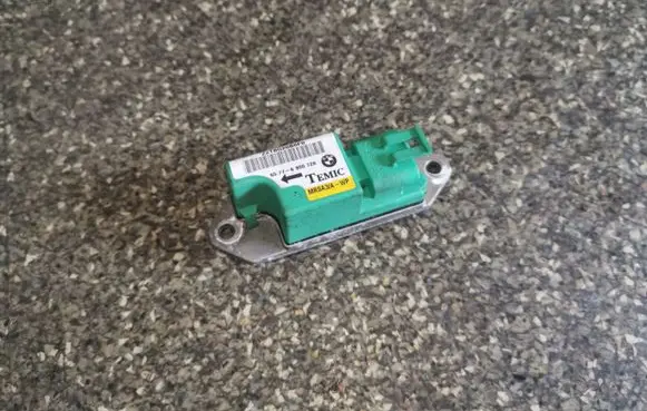 BMW 5 E39 Airbag deployment crash/impact sensor 65776900728 6900728