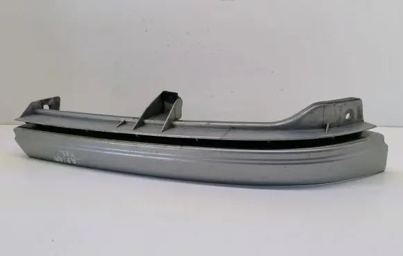 Under headlight/headlamp trim