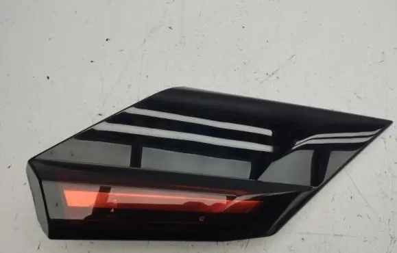 Citroen C4 III e-C4 Rear tail light reflector 9835109680