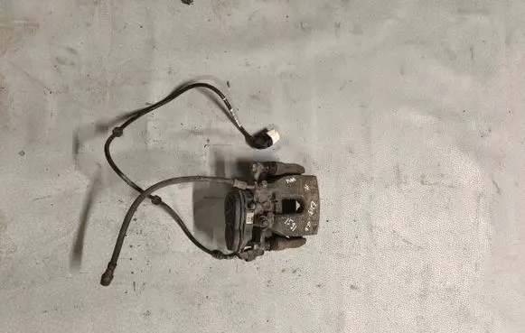 Mercedes-Benz E W213 Rear brake caliper A2135402905