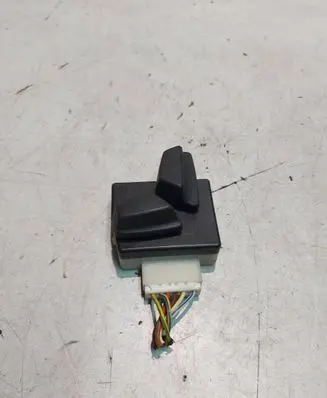 BMW 5 E60 E61 Seat control switch 6958526 8347769 881700D2